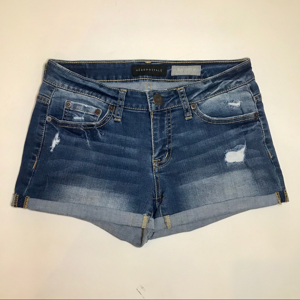 Aeropostale shorty shorts size 2 pre- owned